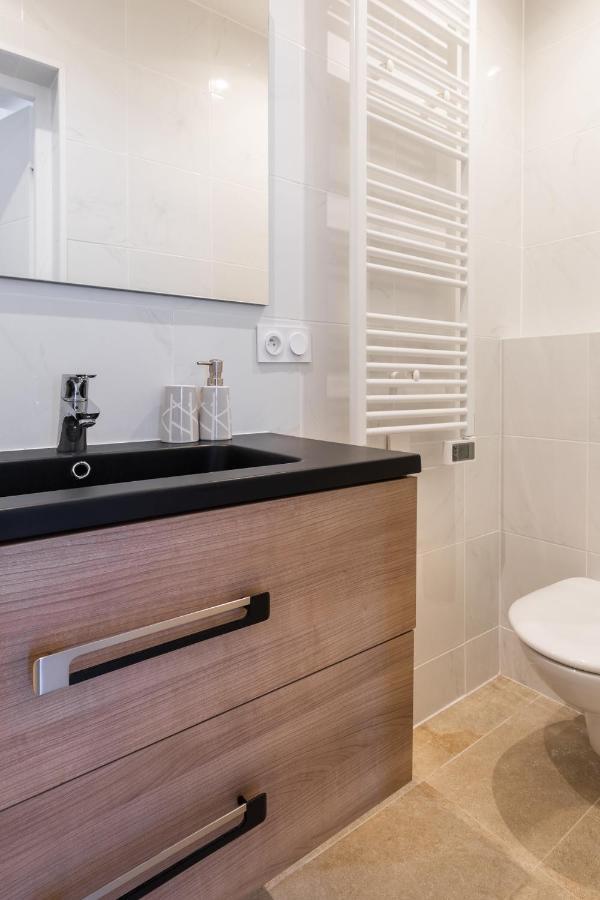 Trendy Studios Tassin Экстерьер фото